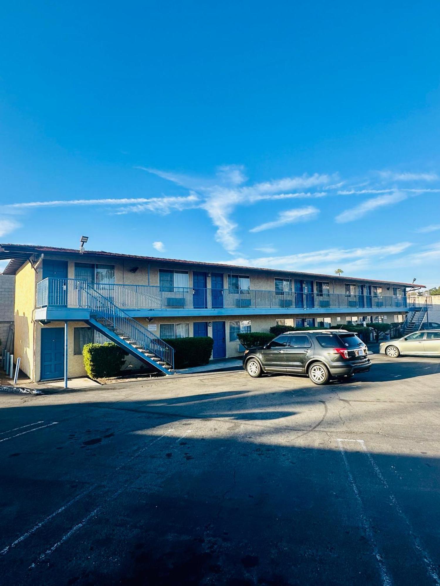 Franciscan Inn Motel Vista Exterior photo